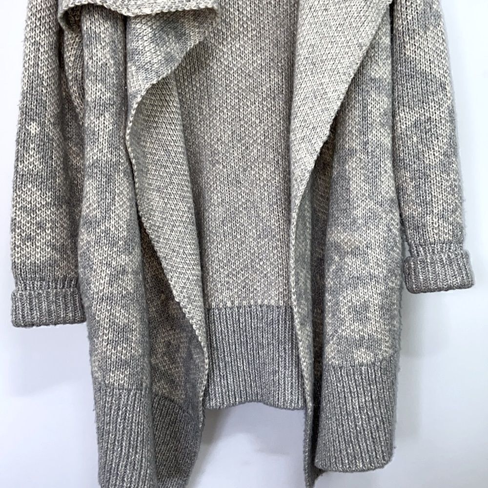 Victoria’s Secret Long Marled Sweater Gray Blue Marled Knit Excellent Sm… - Picture 4 of 7